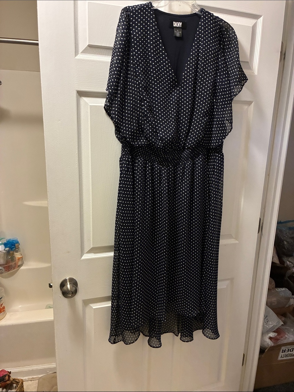 Beautiful DKNY Black&White Polka Dot Midi crinkle chiffon smocked waist plus-siz